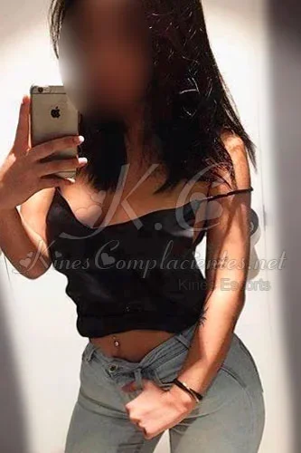 Karla Hot - Foto 2 - Kine en Los Olivos
